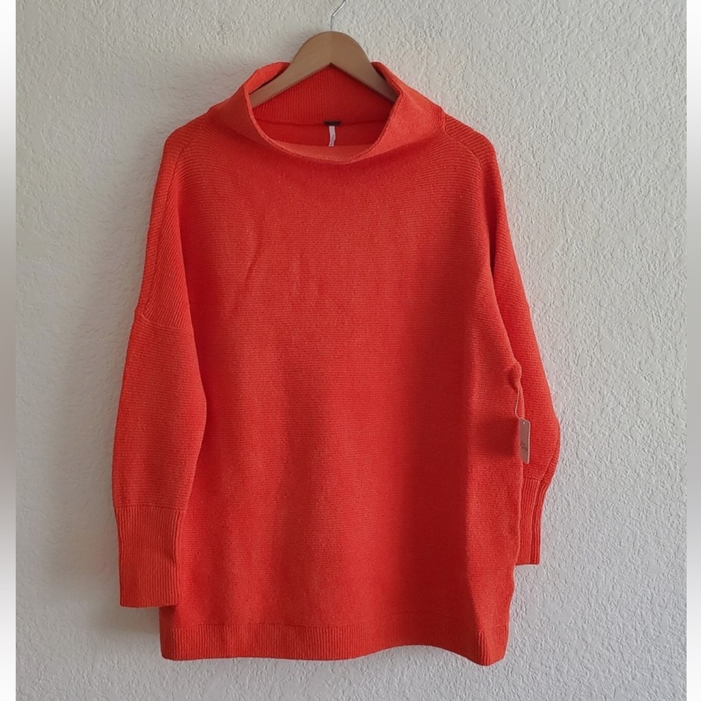 🆕 Free People
Ottoman Slouchy Tunic
Color Cherry Tomato
Womens Size XL - Picture 9 of 14